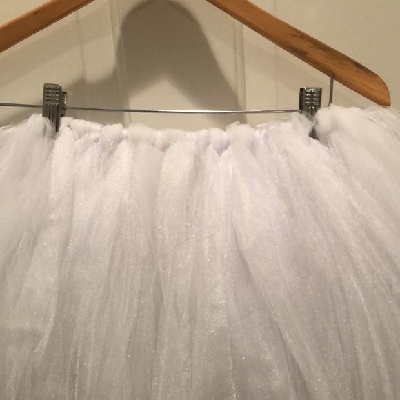 Children’s White Halloween Theater Dance Costume And Or Fluffy Full Tutu Skirt - Picture 4 of 5